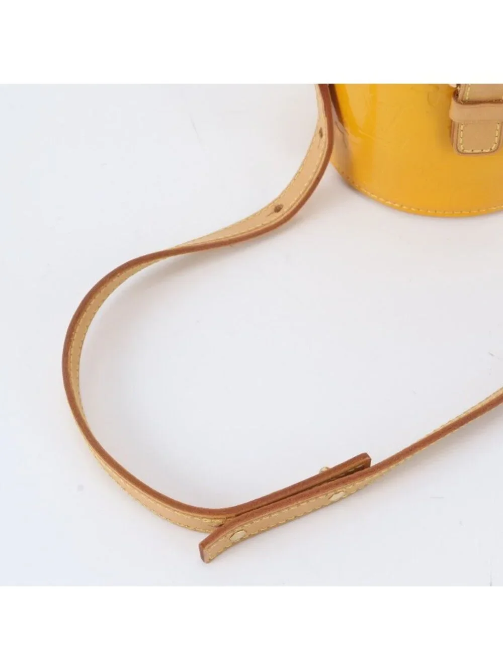 Louis Vuitton Monogram Vernis Astar Place Leather 2-Way Shoulder Bag
